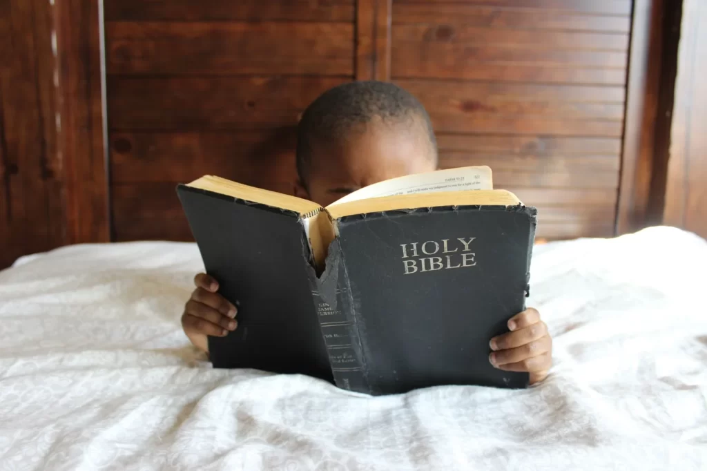 imagem ilustrativa como criar seus filhos com base na bíblia